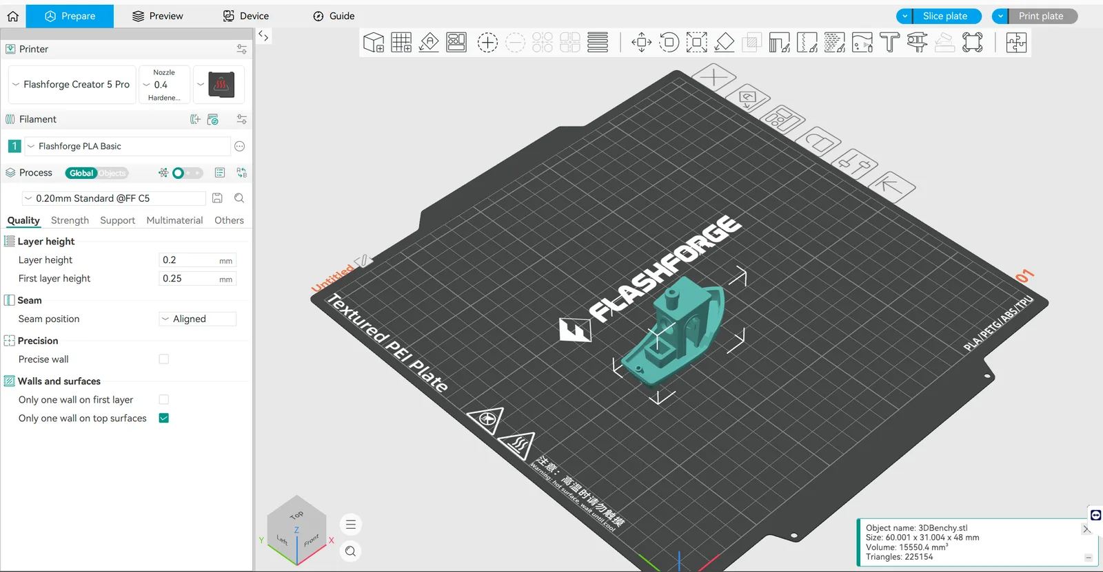 Flash Studio in der Vorbereiten-Ansicht: 3DBenchy auf der Bauplatte des Creator 5 Pro, links Drucker-, Filament- und Prozess-Einstellungen