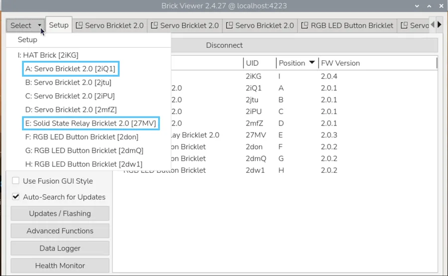 Geöffnete Select-Liste im Brick Viewer, die Einträge A: Servo Bricklet 2.0 und E: Solid State Relay Bricklet 2.0 sind blau umrahmt
